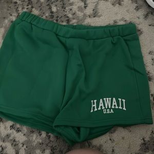 SHEIN HAWAII SHORT NEVER WORN